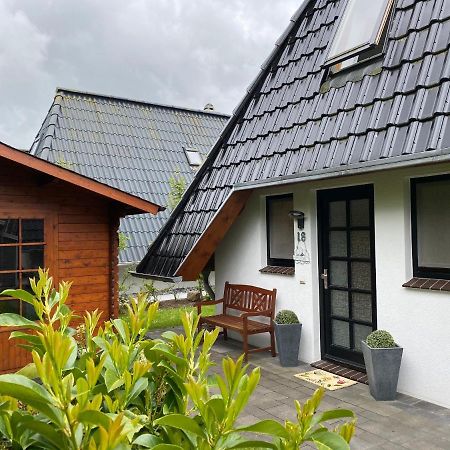 Ferienhaus Robbe Dorum Екстериор снимка
