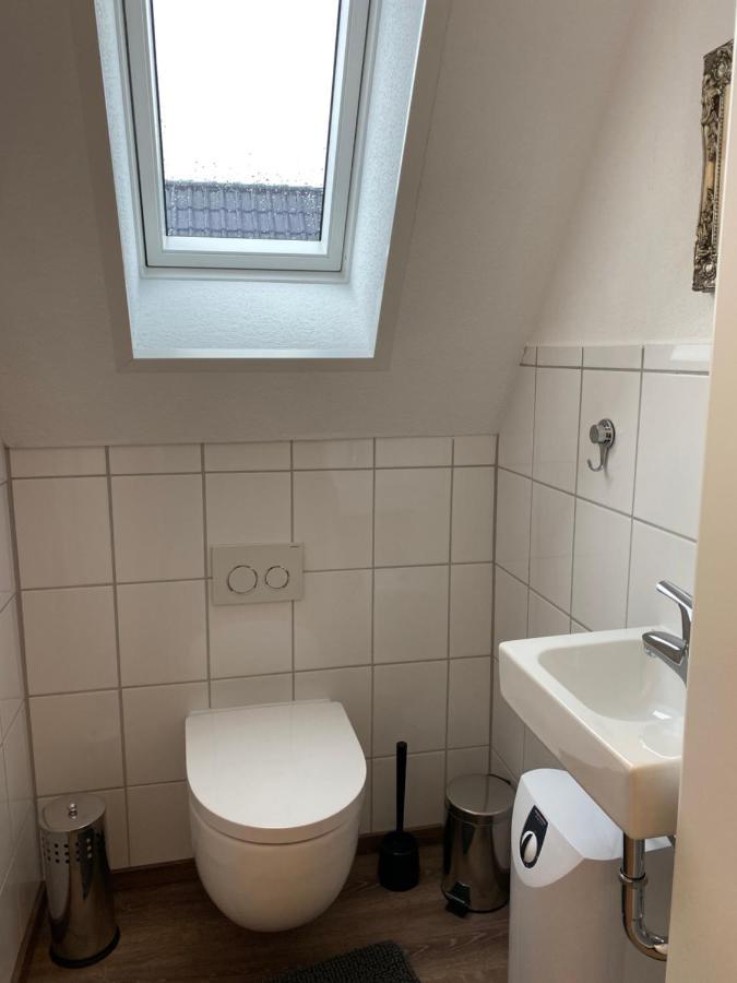 Ferienhaus Robbe Dorum Екстериор снимка